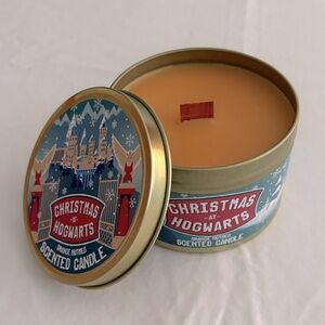HARRY POTTER Christmas at Hogwarts Scented Candle